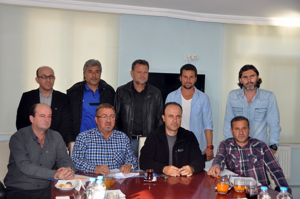 ATUN ` İSTİFA ETMEK GÖREVDEN KAÇMAK OLUR BİZE YAKIŞMAZ `