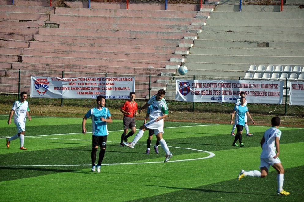 KAVAKLISPOR EVİNDE KIZARDI : 1-5