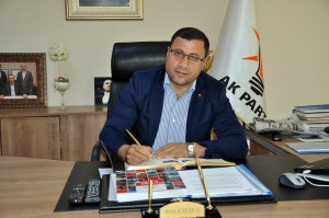 ` VATANINI SEVEN ONA EN İYİ HİZMET EDENDİR `