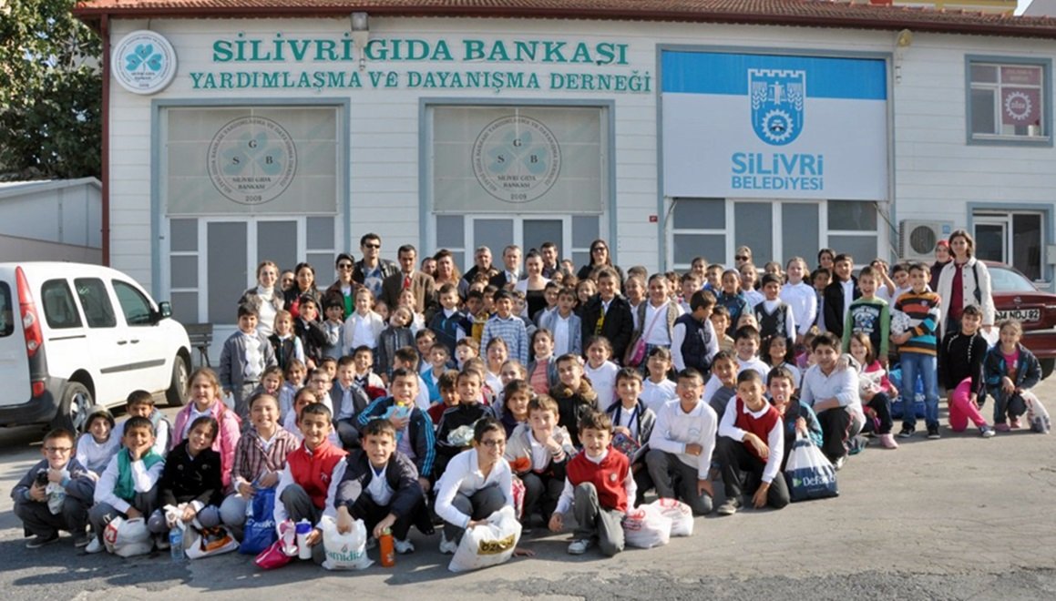 SEVİM AVNİ ÇOĞAL İLKÖĞRETİM OKULU ÖĞRENCİLERİNDEN ÖRNEK DAVRANIŞ