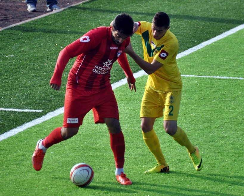 SİLİVRİSPOR LİDER ÜMRANİYESPOR’A  DİRENEMEDİ : 2-1