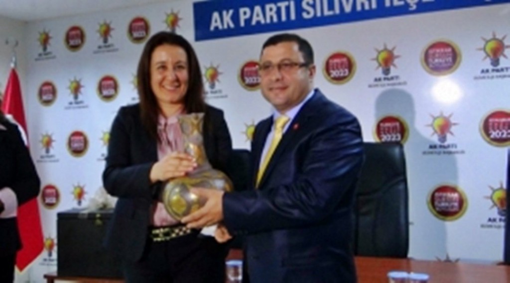 AK PARTİ`DE DİLEK DEMİRAL DÖNEMİ BAŞLADI