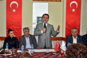 BAŞKAN IŞIKLAR ÇANTA’YA KURMAYLARIYLA ÇIKARMA YAPTI