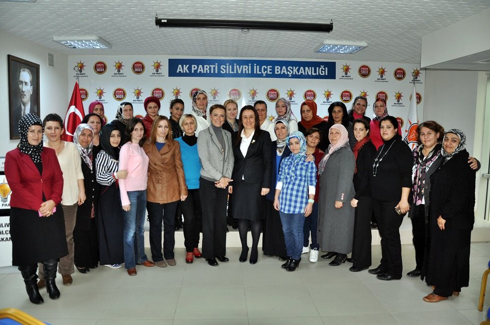 SİLİVRİ AK PARTİ’DE KADIN HEGEMONYASI