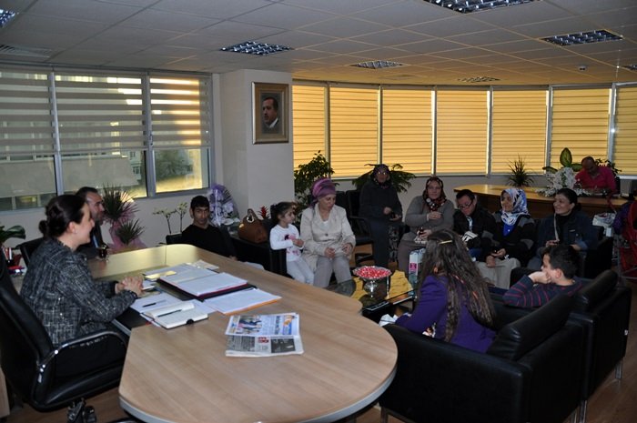 DEMİRAL’A ENGELLİ AİLELERİNDEN HAYIRLI OLSUN ZİYARETİ