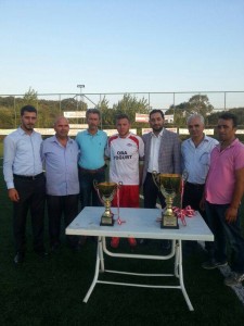 Karacaköyspora Kupasını Kutlu Verdi