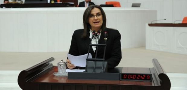 Ak Parti’de Tülay Kaynarca’ya MKYK Yolu Açıldı