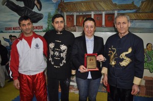 Demiral’dan Kareteci Gençlere Tam Destek