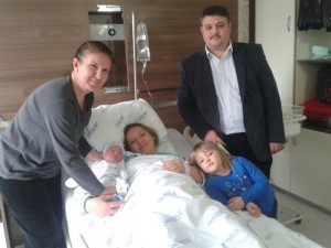 Noyan Çiftinin Bebeği Dünyaya Geldi