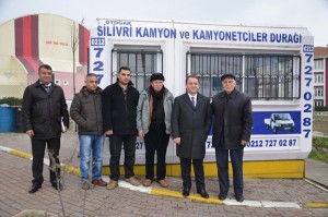 Kamyonetçilere Işıklar’dan Yeniyıl Ziyareti