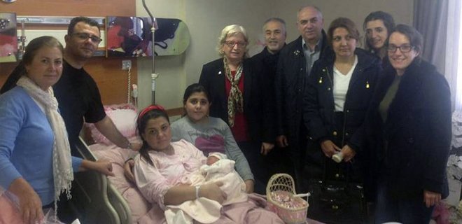 Rotary Ailesi Tebrik Etti