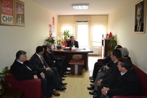 Öpçin’den CHP’ye Ziyaret