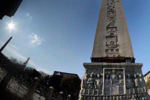 Dikilitaş İstanbul’a Nasıl Geldi ?