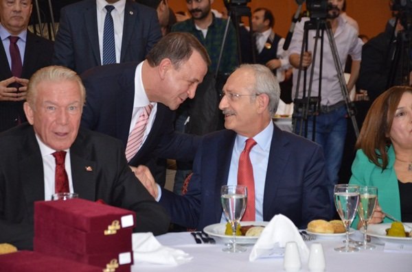 Işıklar Halk TV’nin Gecesine Katıldı