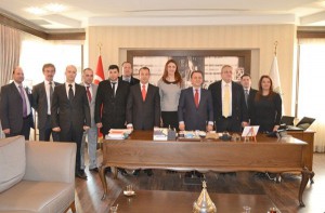 Bayraktar Ve Ekibinden Işıklar’a Ziyaret