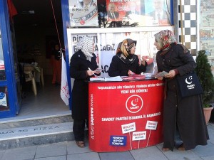 Saadet Silivri’de Kadın Kolları Atakta