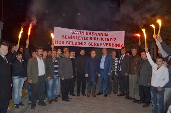 Işıklar: Ben Tunceliliyim, Ağrılıyım, Vanlıyım..