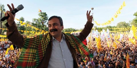 Sırrı Süreyya Önder Silivri’ye Geliyor