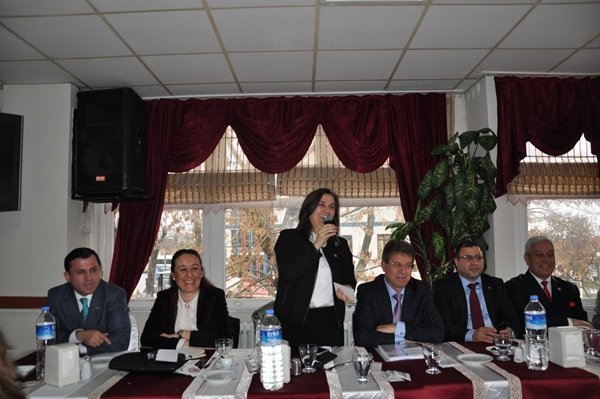 Kaynarca;Atatürk’ü seviyorsan hizmet edeceksin