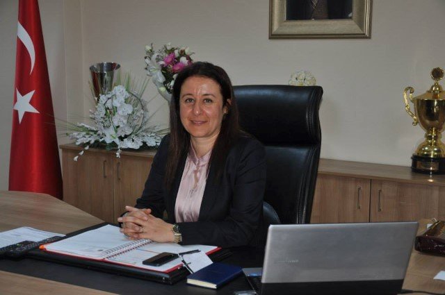 DEMİRAL:Işıklar kirli siyaset yapıyor