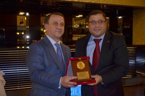 Işıklar Meclis Üyelerine Yemek Verdi