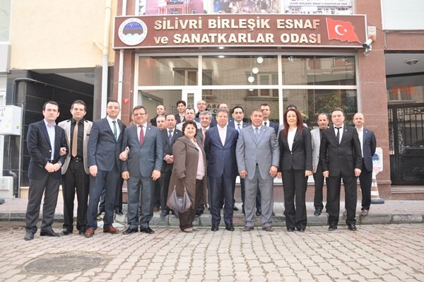 AK Parti Heyetinden Nuray Koçer’e Hayırlı Olsun Ziyareti