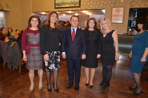 Işıklar,  Kadınlar Günü Etkinliklerini ziyaret etti