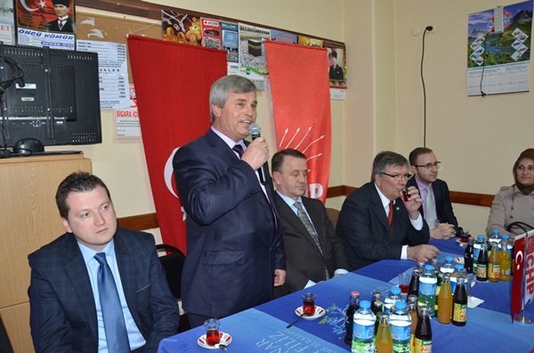 Işıklar, Seymen’de yoğun kalabalıkla karşılandı