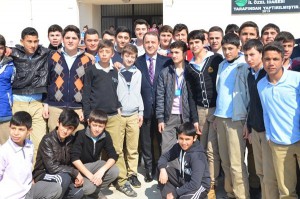 Işıklar kermese katıldı veli ve öğretmenlerle buluştu