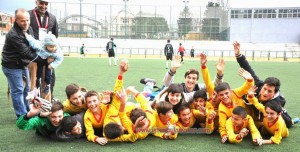 Çatalcaspor’dan ilk şampiyonluk