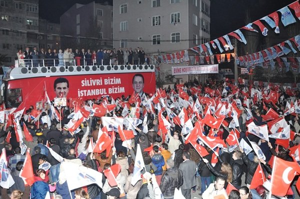 Kale evladını bağrına bastı