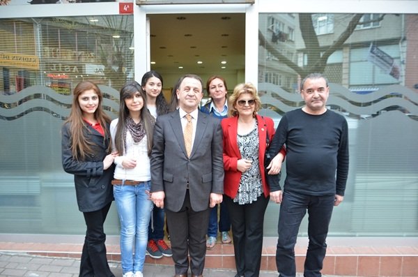 Işıklar ziyaretlerini sürdürüyor