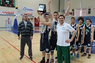 Marmara Bölge Şampiyonu Çorlu Belediyespor oldu