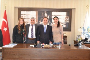 Işıklar Tebrikleri Kabul Etmeye Devam Ediyor