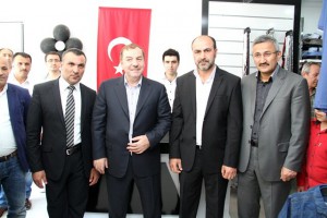Başkan Kadıoğlu Esila Giyim Mağazasının Açılışını Yaptı