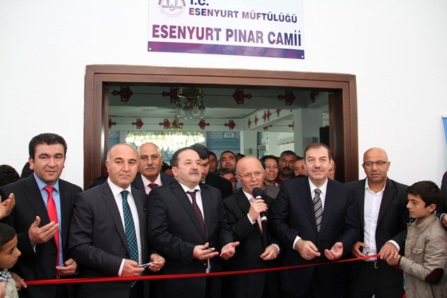 Pınar Camii İbadete Açıldı