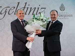 Başkan Topbaş, Genel Sekreter Baştürk ve İSKİ Genel Müdürü Demir’i çiçeklerle uğurladı