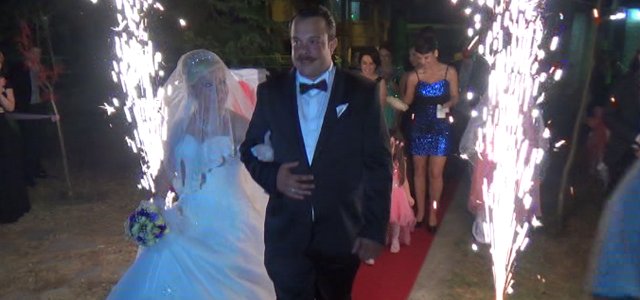 Samet ve Müge çifti dünya evine girdi