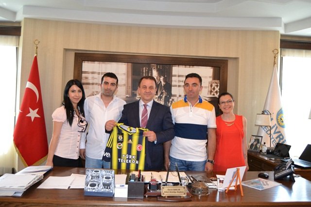 Fenerbahçeliler Derneğinden Işıklar’a ziyaret