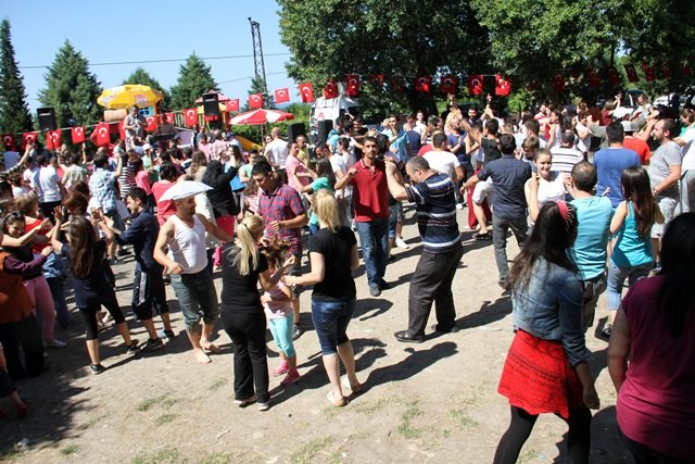 Süleymanoğlu Kırcaaliler Şenliğine Katıldı