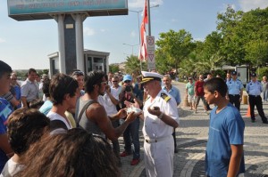 Silivri’li Gençlerden Baklavalı Protesto