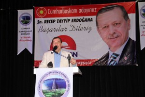 Akkuşlular İftarında Çatı’ya Gönderme Yapıldı