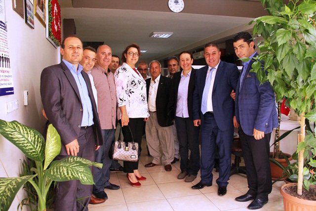 AK Parti’den Esnaf Odasına Ziyaret