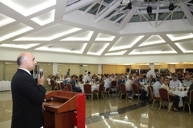 Başkan Kerimoğlu İftarda Personel ile İftar açtı