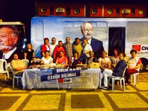 CHP’li kadınlar meydanlarda