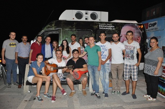 CHP’li Kadınlara Işıklar Desteği