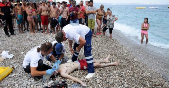 Gümüşyaka’da Akıntıya Kapılan Genç Kalp Masajıyla Hayata Döndü