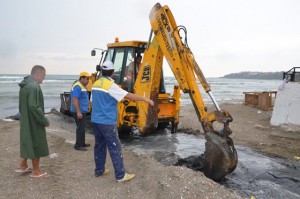 Belediye Ekipleri 24 Saat Görev Başında