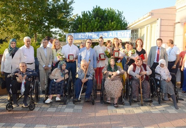 Tekerlekli Sandalyeler İhtiyaç Sahiplerini Sevindirdi