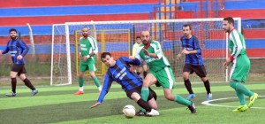 KAVAKLISPOR KENDİ EVİNDE HARİKİRİ YAPTI . 0-1